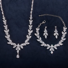 طقم مجوهرات فاخر من راكول