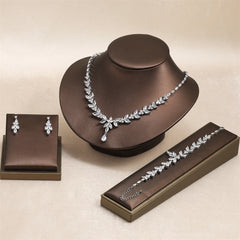 طقم مجوهرات فاخر من راكول